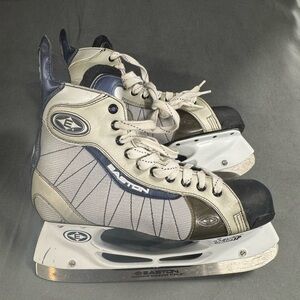 Rare Vintage Easton Ultra Lite Hockey Skates